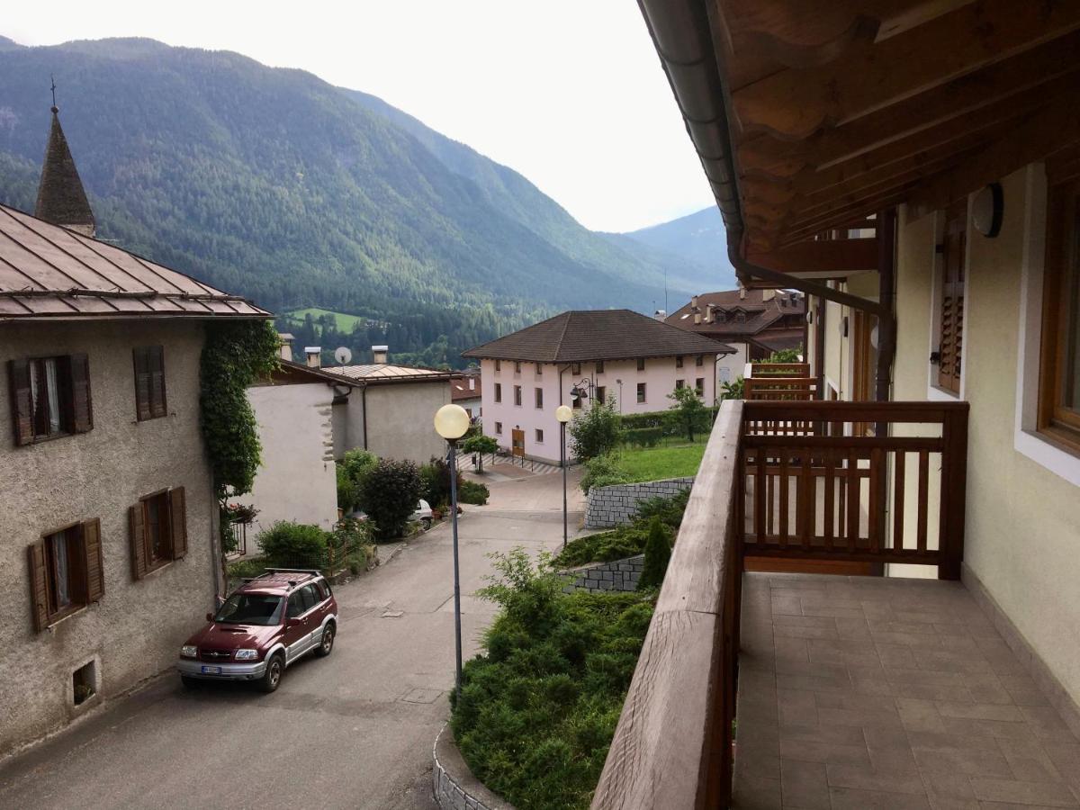 דירות Terzolas Mansarda Con Giardino Val Di Sole Trentino מראה חיצוני תמונה